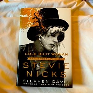 The Biography of Stevie Nicks